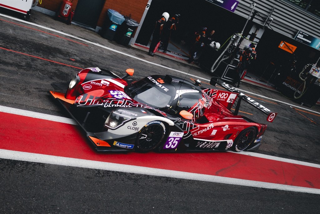 Efter DM-succes: Sebastian Gravlund indtager Silverstone.
(Foto: Arthur Chopin)